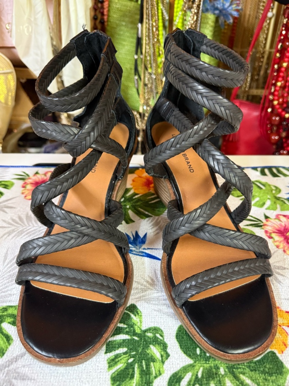 Lucky Brand Lollyi - 7.5